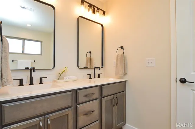 $589,900 | 3487 Whiston Lane, Edwardsville, IL 62025