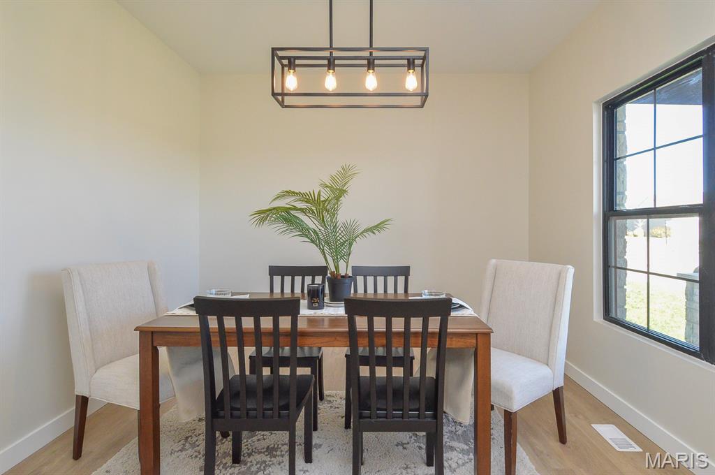 3487 Whiston Lane Edwardsville, IL 62025 - Photo 9 of 44