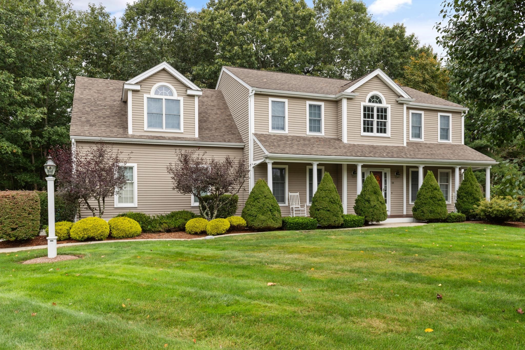 19 Acorn Road Easton, MA 02356 - Photo 1 of 38 Gallery Image 1