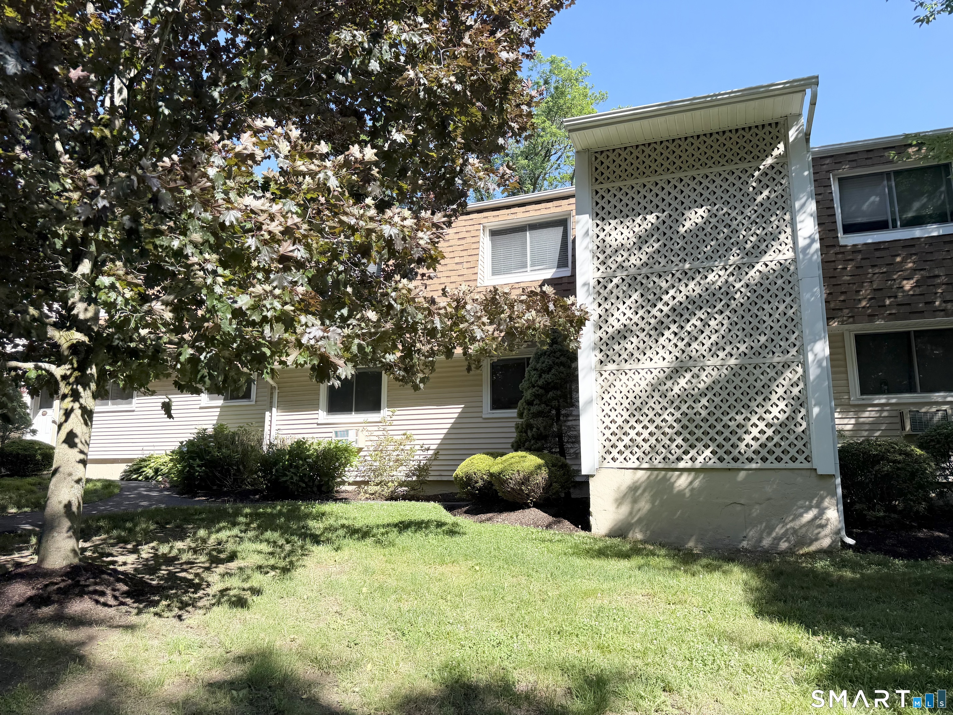 83 Chestnut Street, Unit D Bethel, CT 06801 - Photo 12 of 14