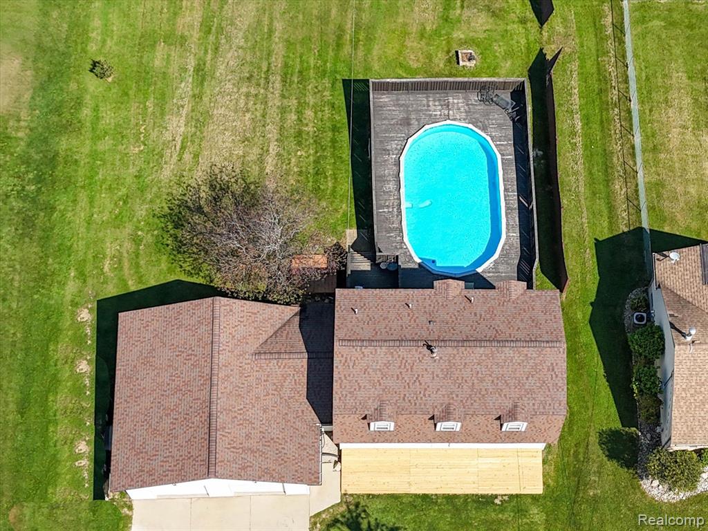 2403 Reid Road Grand Blanc, MI 48439 - Photo 31 of 36