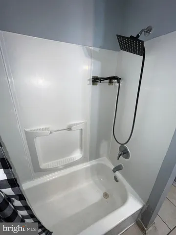 a bathroom with a tub