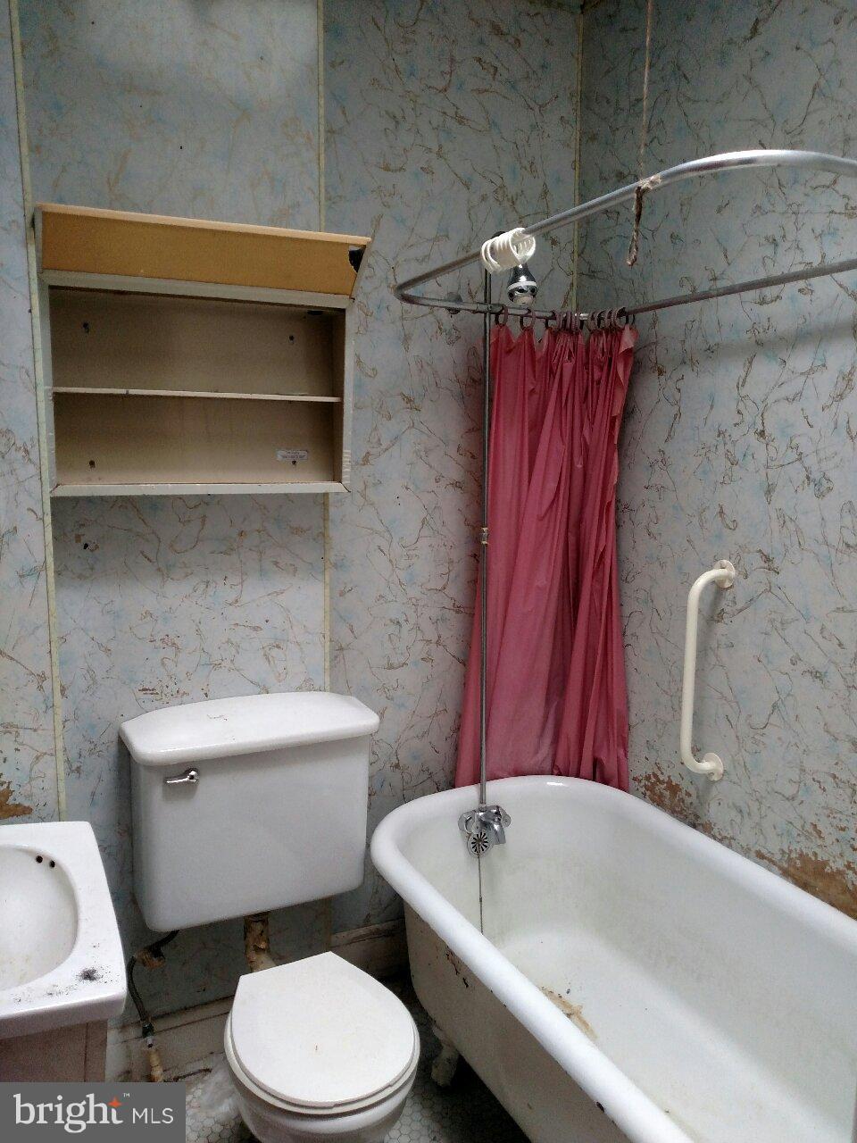 2229 Riggs Avenue Baltimore, MD 21216 - Photo 9 of 14 Basement