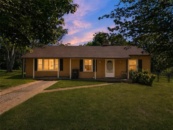 $199,900 | 307 South Elm Street, Pendleton, SC 29670