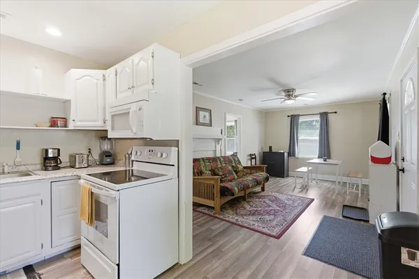 $199,900 | 307 South Elm Street, Pendleton, SC 29670