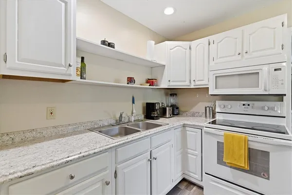 $199,900 | 307 South Elm Street, Pendleton, SC 29670