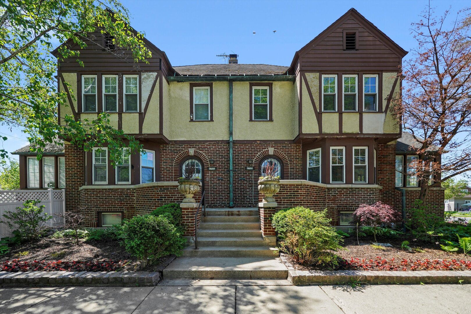6948 35th Street Berwyn, IL 60402 - Photo 1 of 12