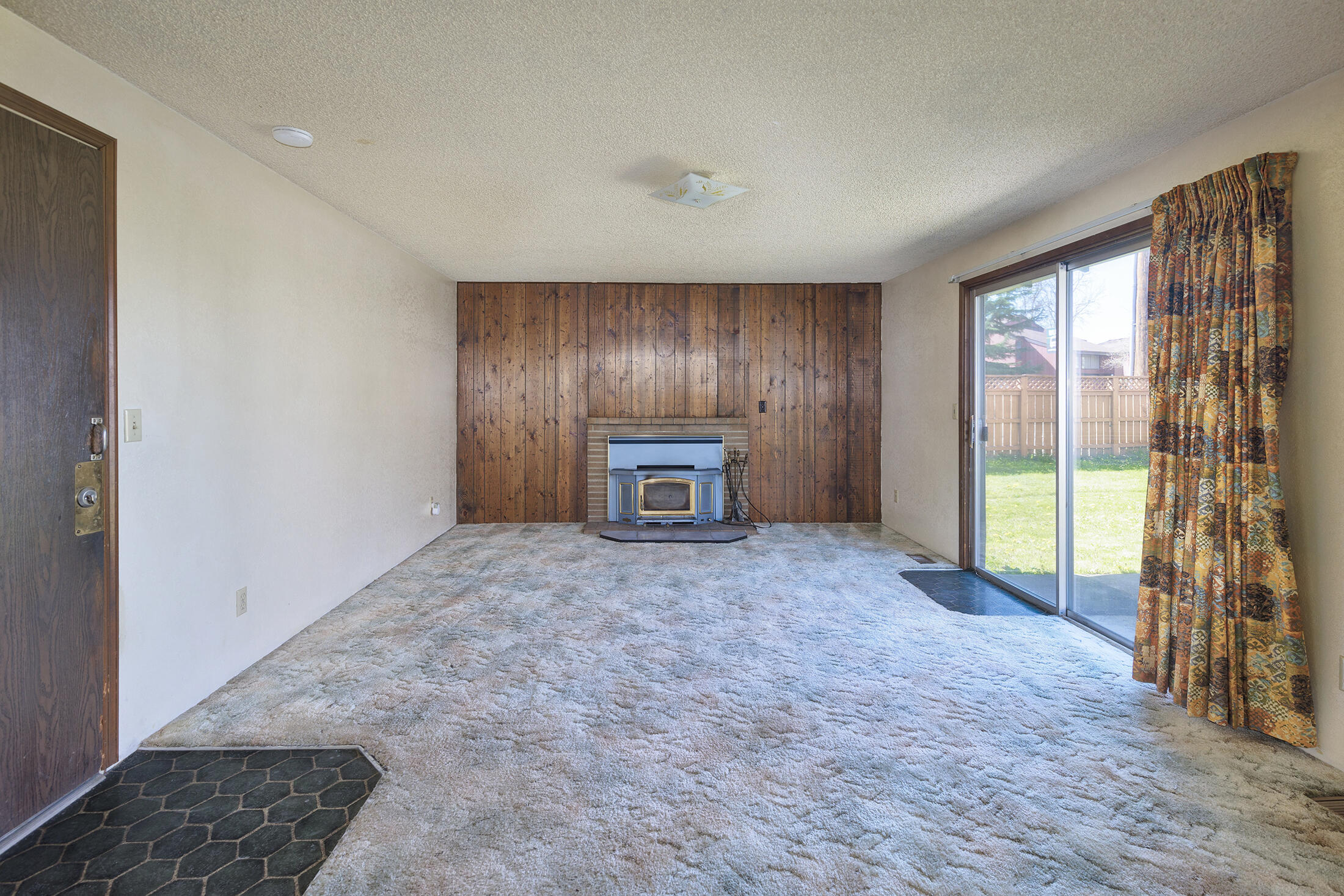 850 Crestbrook Road Medford, OR 97504 - Photo 12 of 28 crestbrook012
