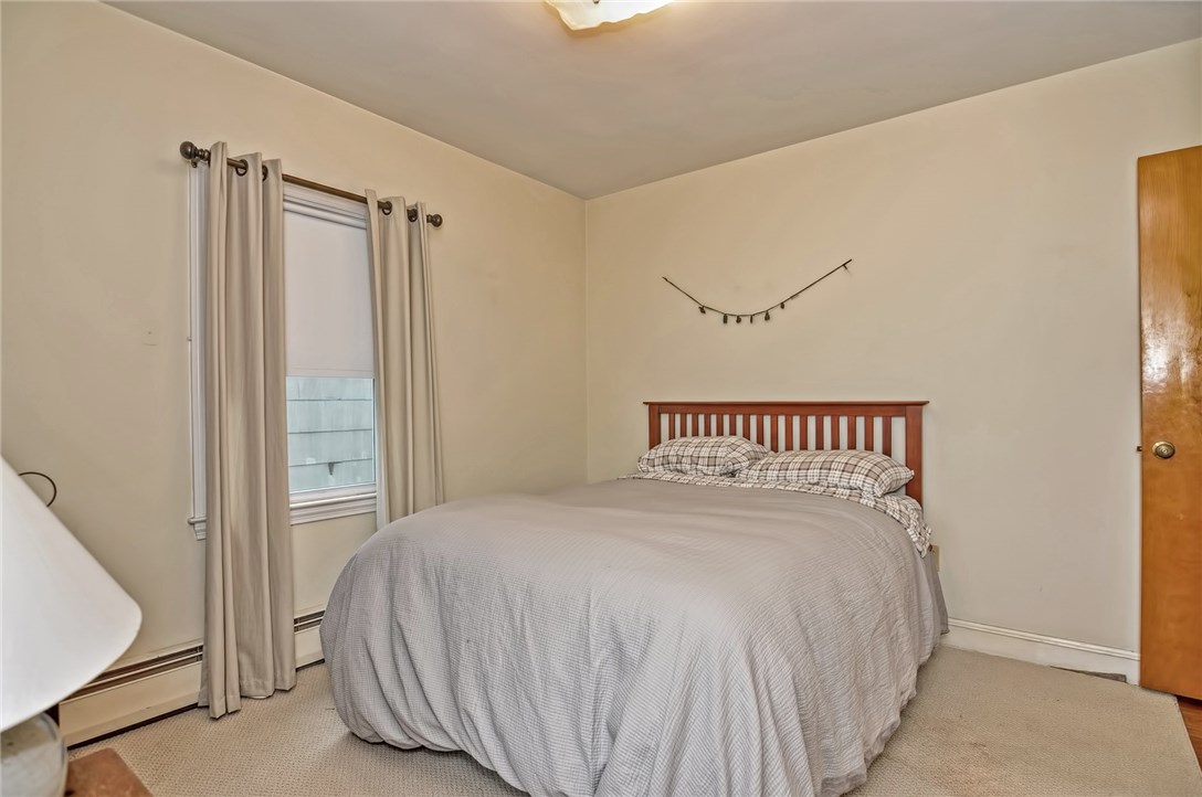 228 Purgatory Road Middletown, RI 02842 - Photo 12 of 20