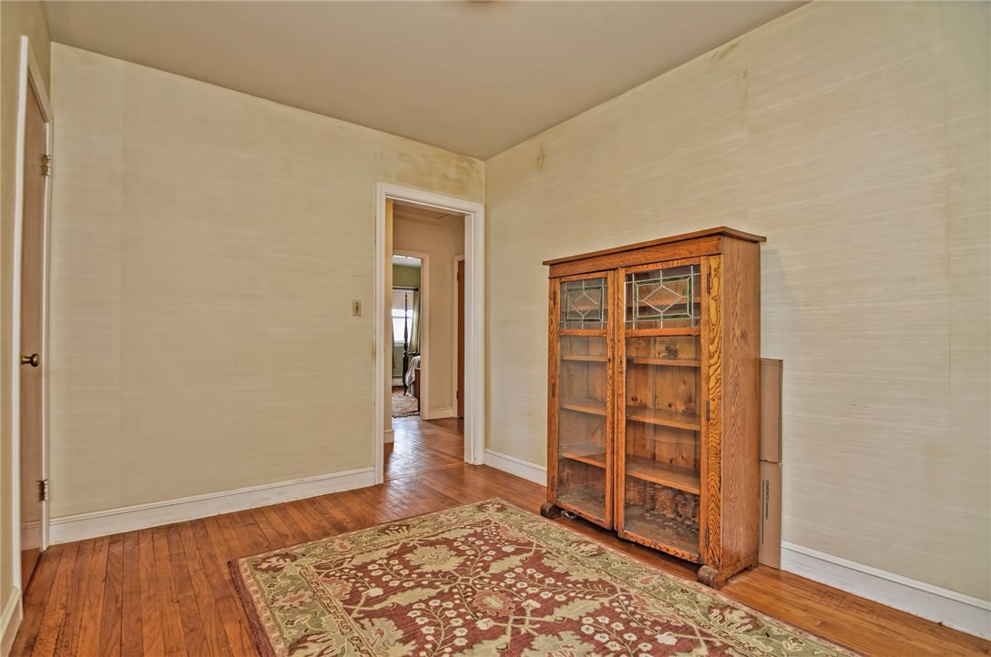 228 Purgatory Road Middletown, RI 02842 - Photo 9 of 20
