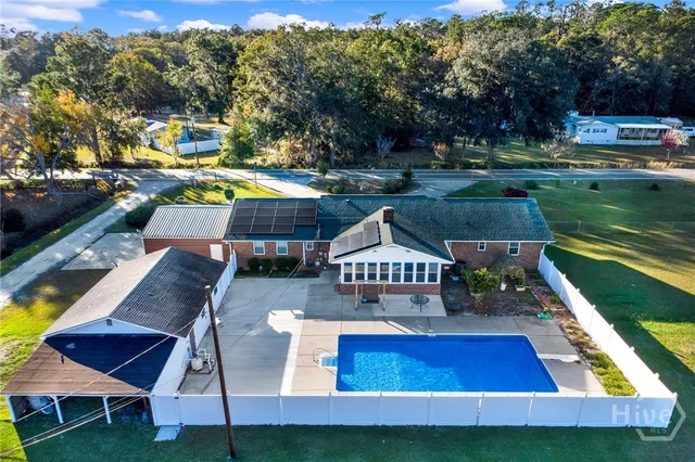 $560,000 | 176 7th Street, Bloomingdale, GA 31302