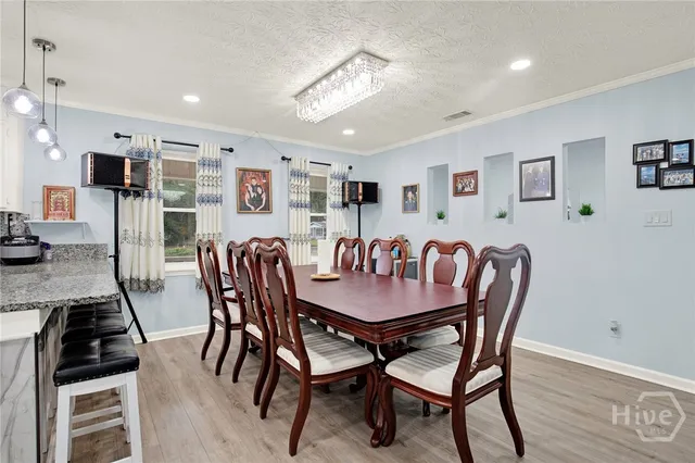 $530,000 | 176 7th Street, Bloomingdale, GA 31302