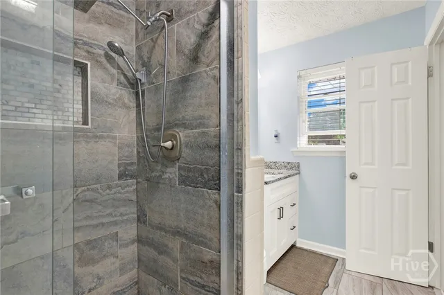 $530,000 | 176 7th Street, Bloomingdale, GA 31302