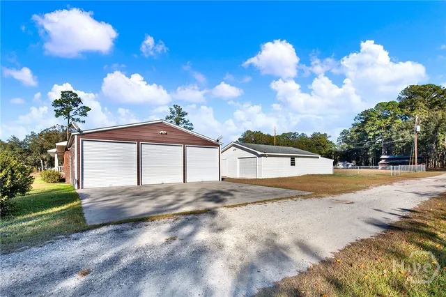 $530,000 | 176 7th Street, Bloomingdale, GA 31302
