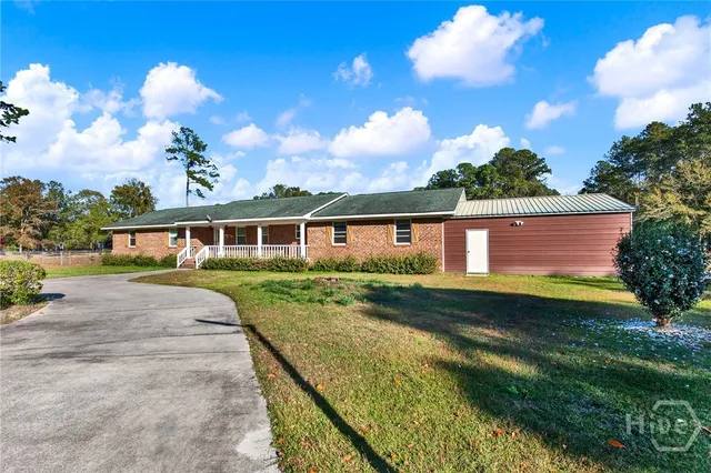 $530,000 | 176 7th Street, Bloomingdale, GA 31302