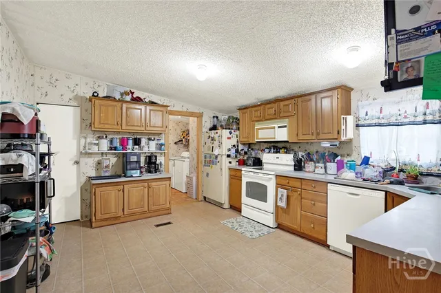 $530,000 | 176 7th Street, Bloomingdale, GA 31302