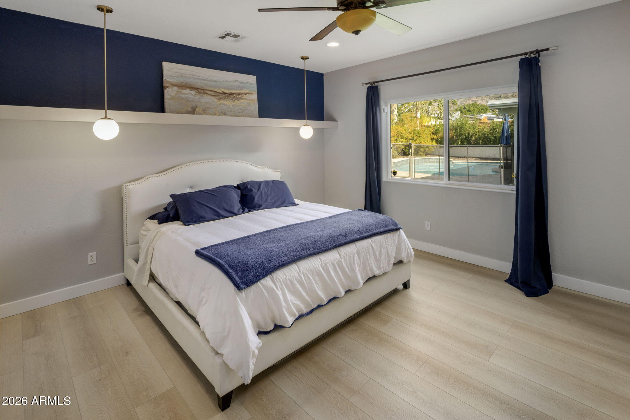 2020 East State Avenue Phoenix, AZ 85020 - Photo 18 of 43 Spacious Primary