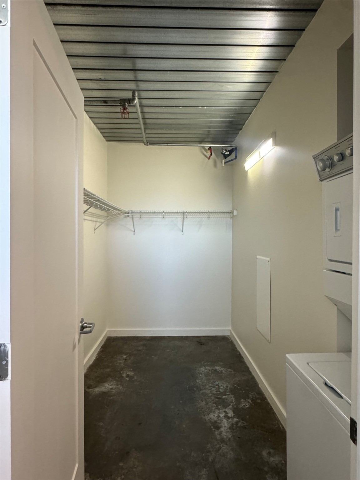 3550 Main Street, Unit 4215 Houston, TX 77002 - Photo 9 of 49 a view of storage and utility room