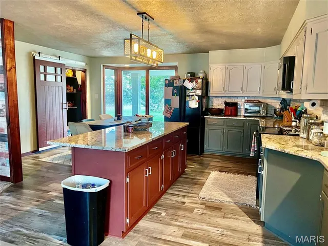 $339,900 | 30353 Starling Drive, Stoutland, MO 65567