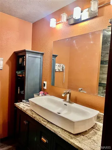 $339,900 | 30353 Starling Drive, Stoutland, MO 65567