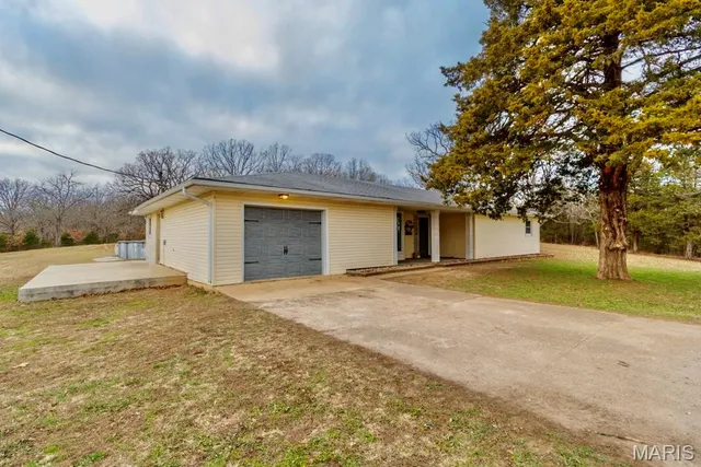 $339,900 | 30353 Starling Drive, Stoutland, MO 65567