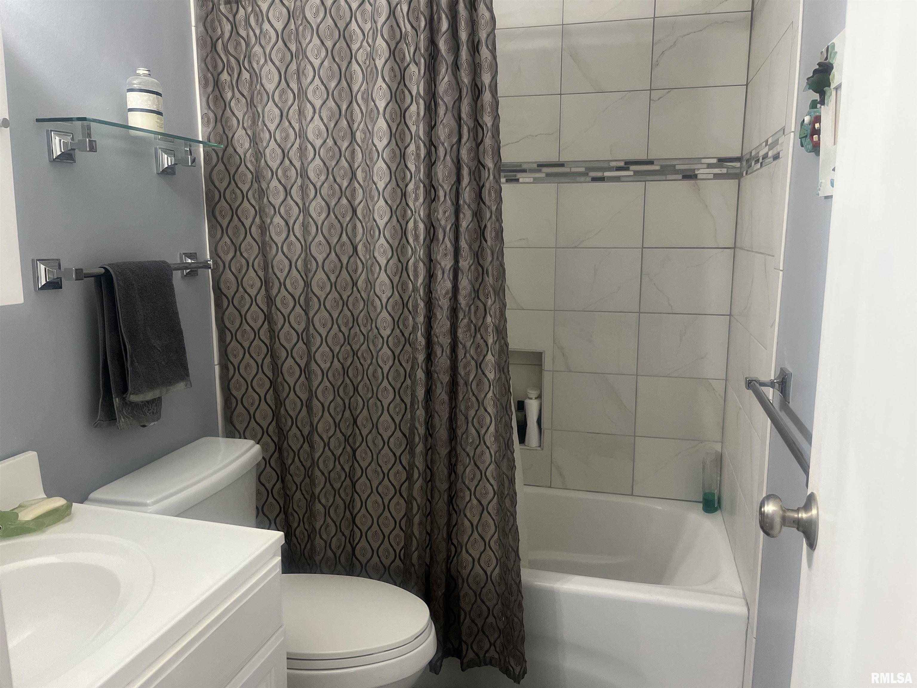 724 Drury Road Carbondale, IL 62902 - Photo 33 of 42 Gallery Image 33