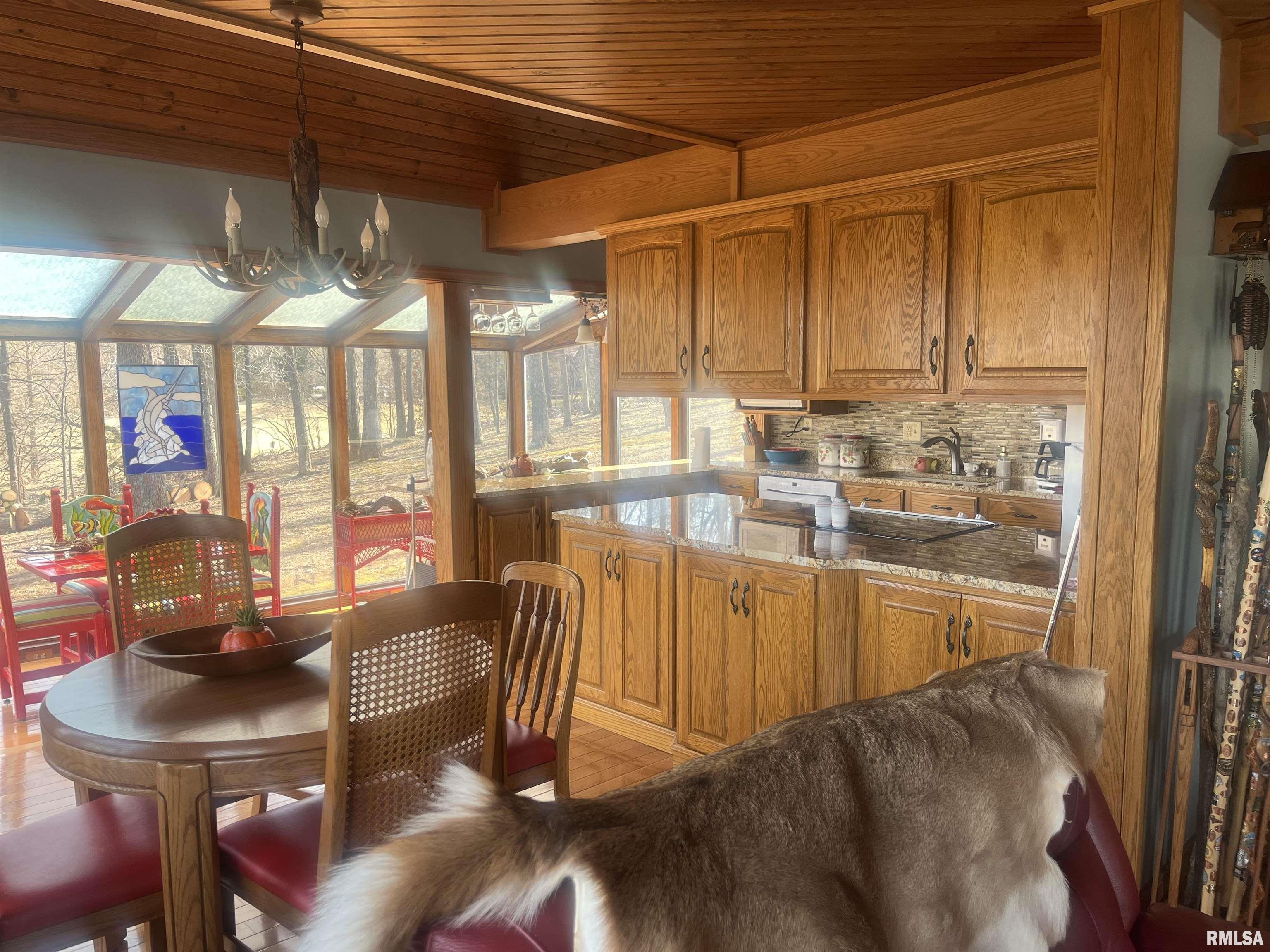 724 Drury Road Carbondale, IL 62902 - Photo 8 of 42 Gallery Image 8