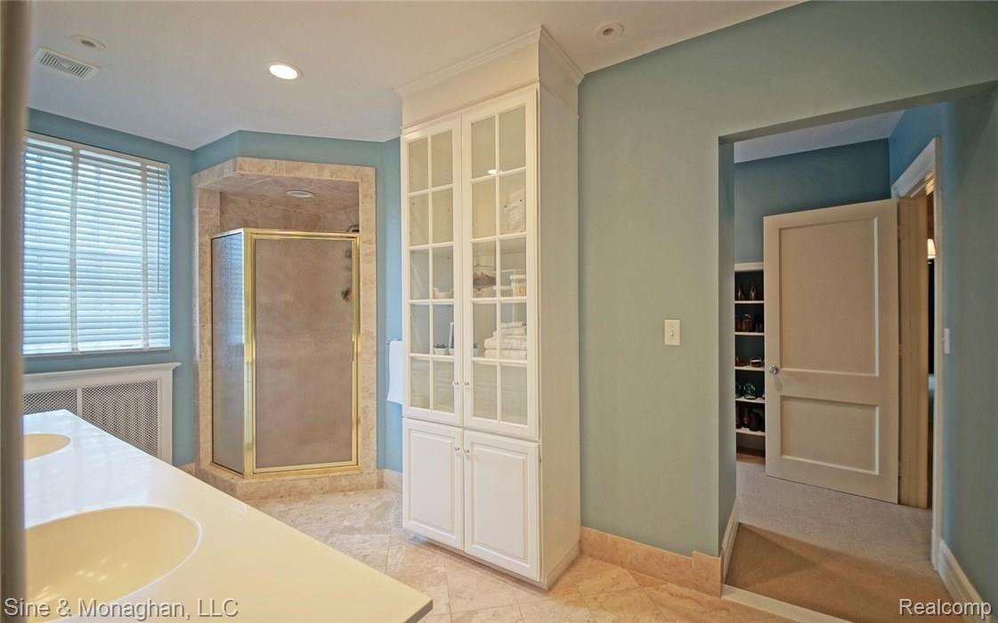 175 Ridge Road Grosse Pointe, MI 48236 - Photo 14 of 30 15.jpg