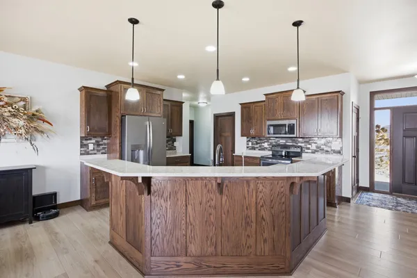 $699,000 | 316 Prairie Drive, Harwood, ND 58042