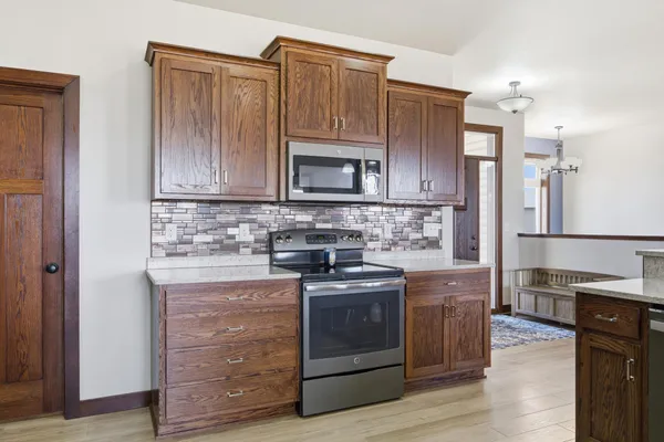 $699,000 | 316 Prairie Drive, Harwood, ND 58042