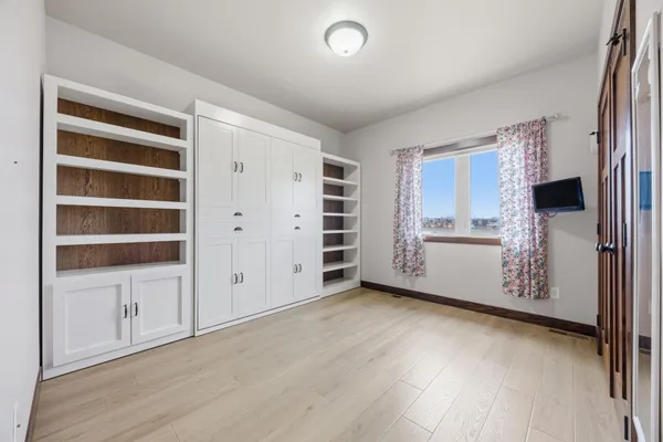 $699,000 | 316 Prairie Drive, Harwood, ND 58042