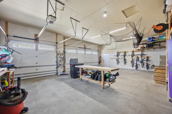 $699,000 | 316 Prairie Drive, Harwood, ND 58042