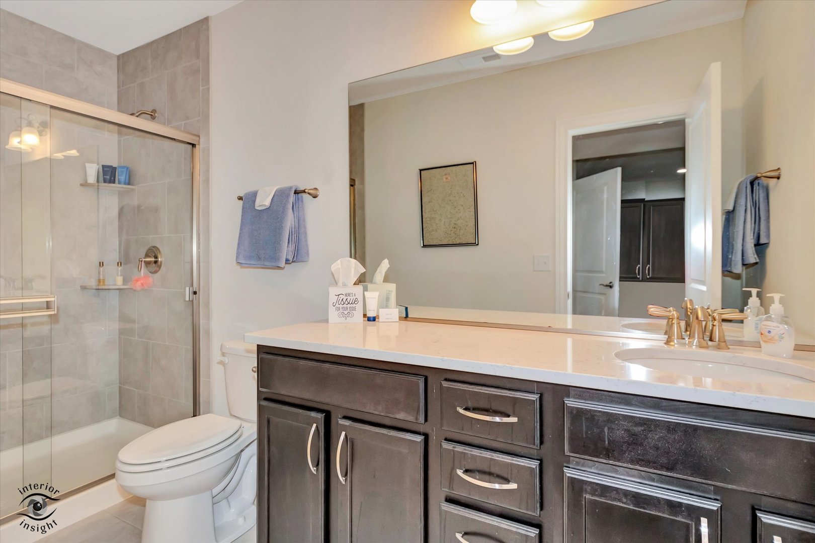 318 Arabian Circle Willowbrook, IL 60527 - Photo 33 of 37 a bathroom with a sink and a toilet