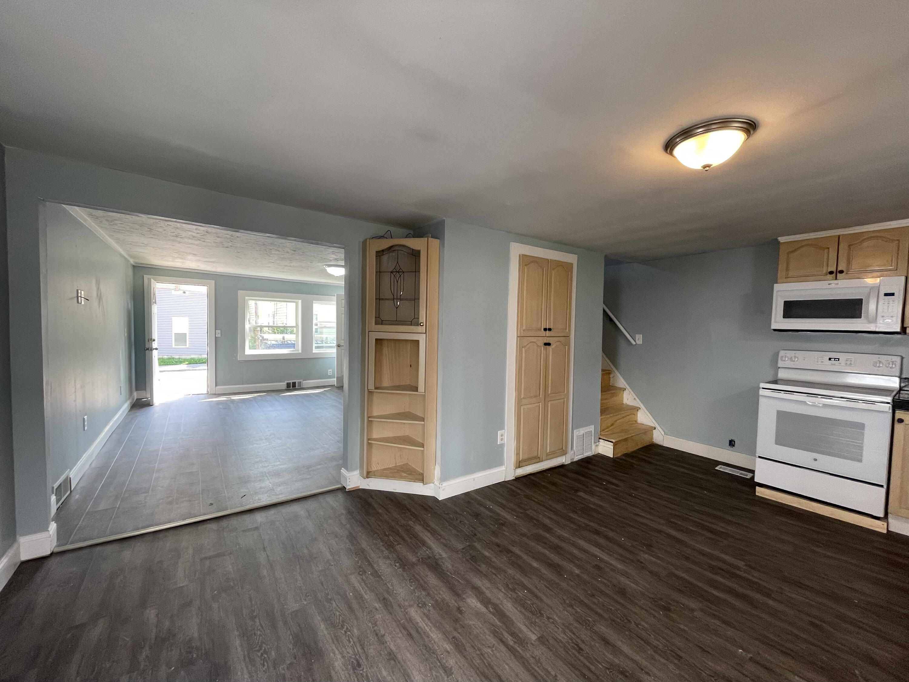 119 Pierce Street Lewiston, ME 04240 - Photo 7 of 16 121 Pierce St