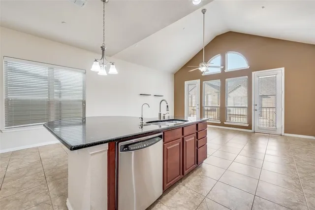 $2,650 | 1905 Lantana Lane, Irving, TX 75063