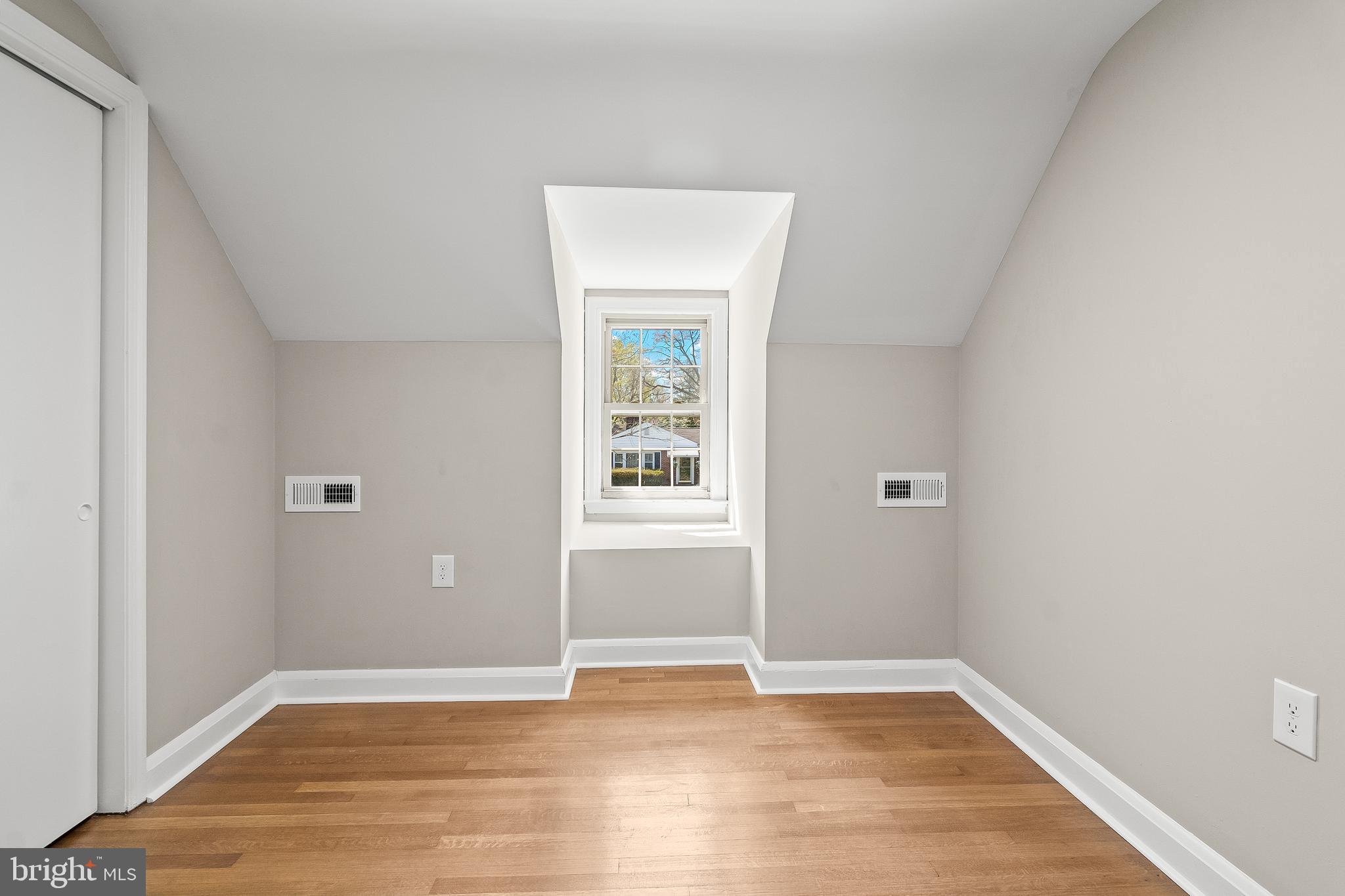 918 Weatherbee Road Baltimore, MD 21286 - Photo 36 of 59 Gallery Image 36