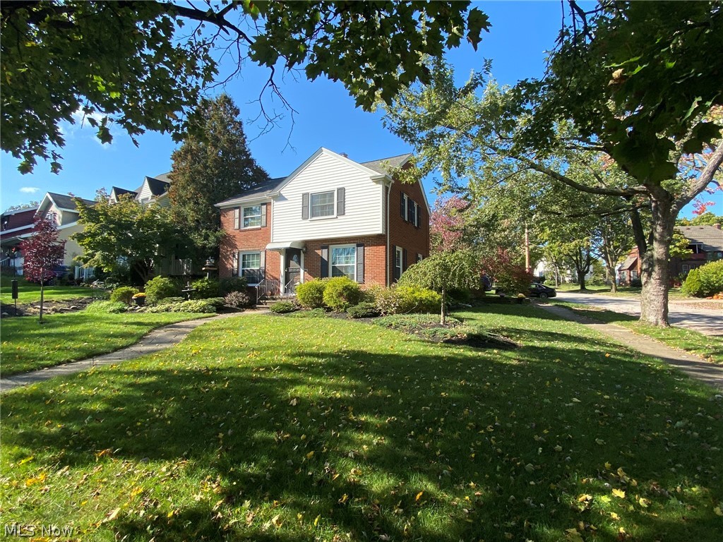 4654 Landchester Road Cleveland, OH 44109 - Photo 6 of 6 Gallery Image 6