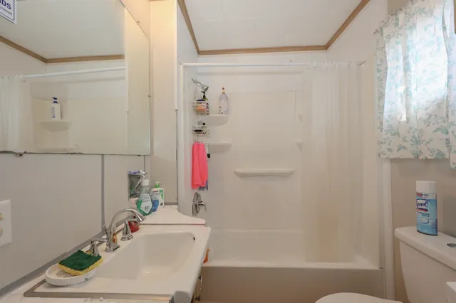 $420,000 | 8-10 Granite Avenue, Concord, NH 03301