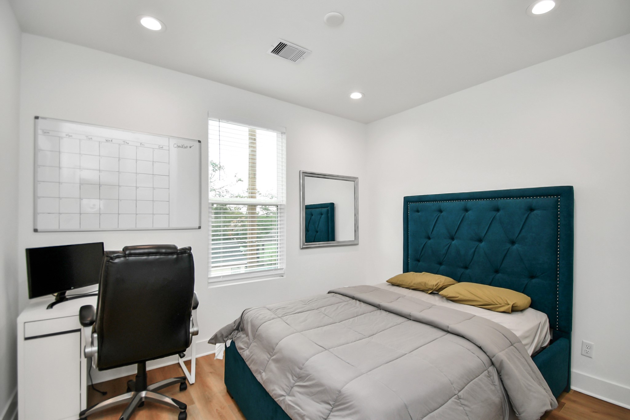 2015 Cochran Street Houston, TX 77009 - Photo 31 of 38