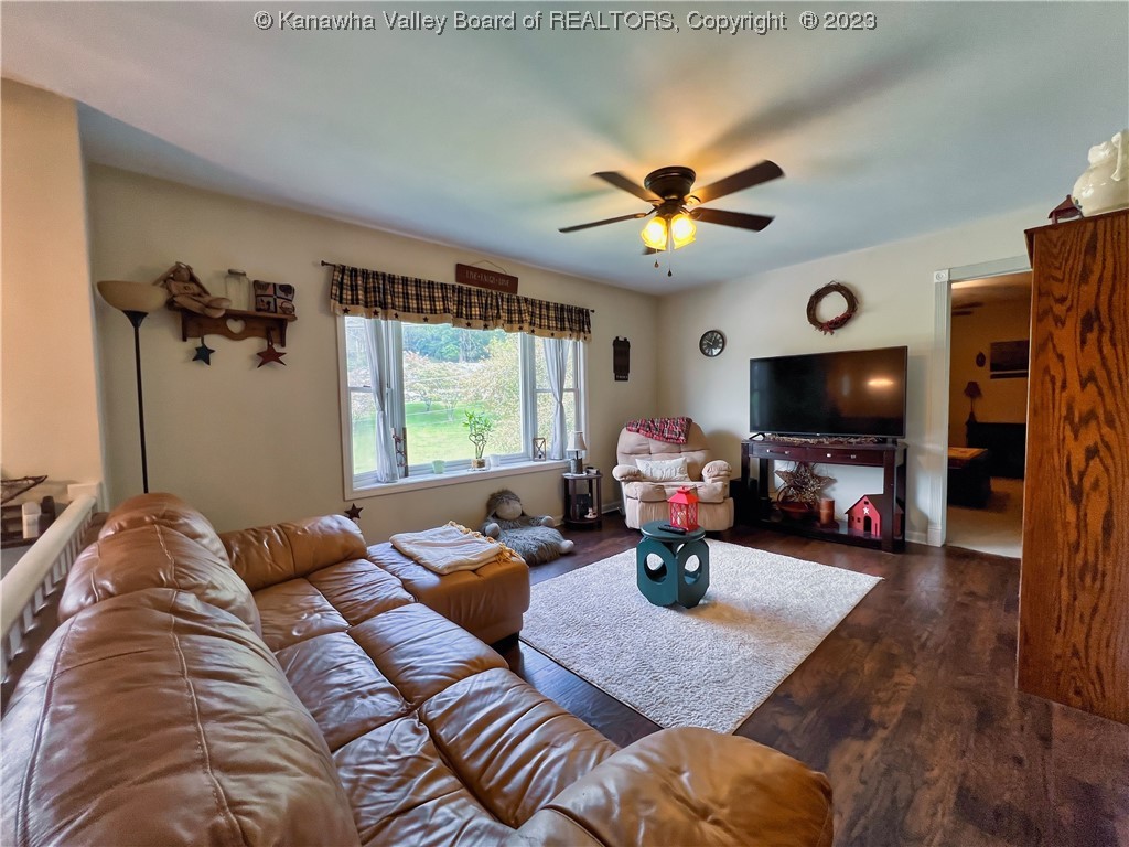 98 Pinewood Road Elkview, WV 25071 - Photo 9 of 45 Gallery Image 9