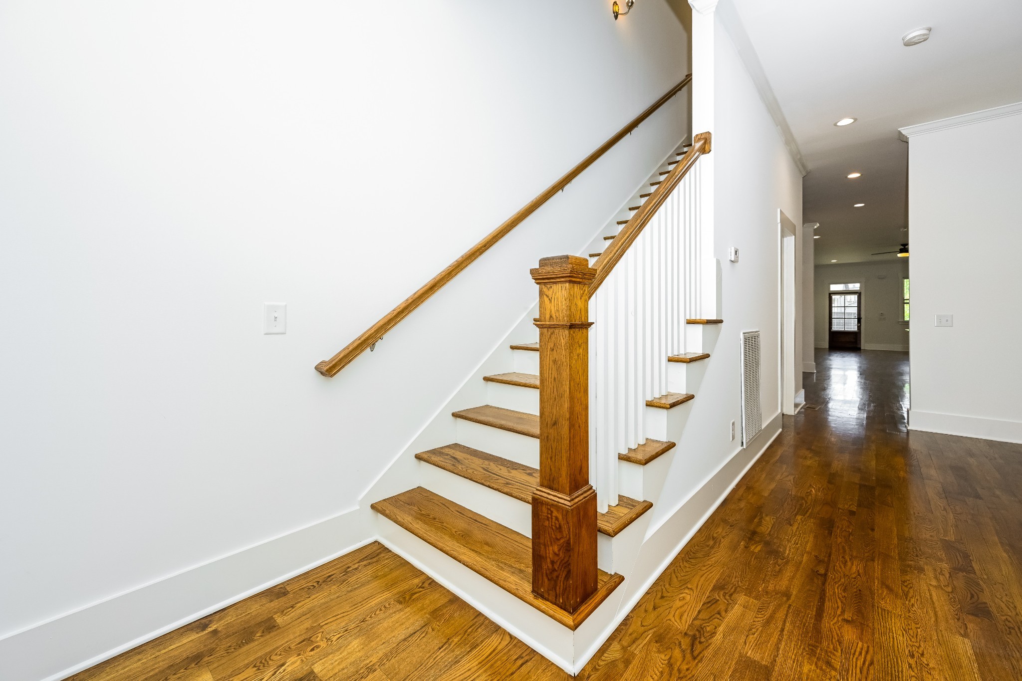 341 Edwin Street, Unit B Nashville, TN 37207 - Photo 9 of 17 a view of entryway