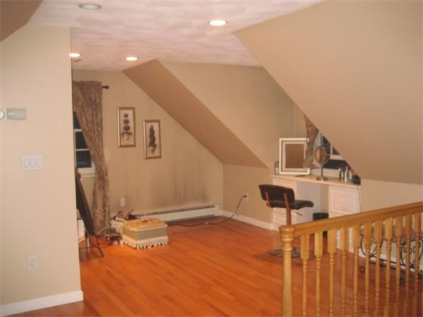 36 Loris Road Peabody, MA 01960 - Photo 12 of 18 Gallery Image 12