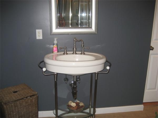 36 Loris Road Peabody, MA 01960 - Photo 14 of 18 Gallery Image 14