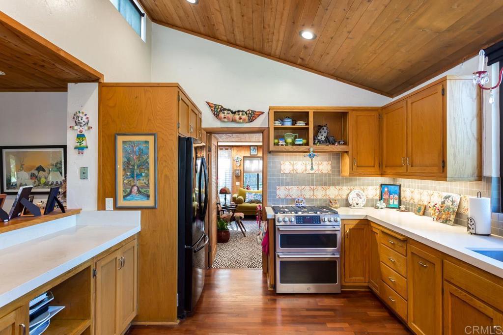 1249 Melba Road Encinitas, CA 92024 - Photo 22 of 47 a kitchen with lots of counter top space