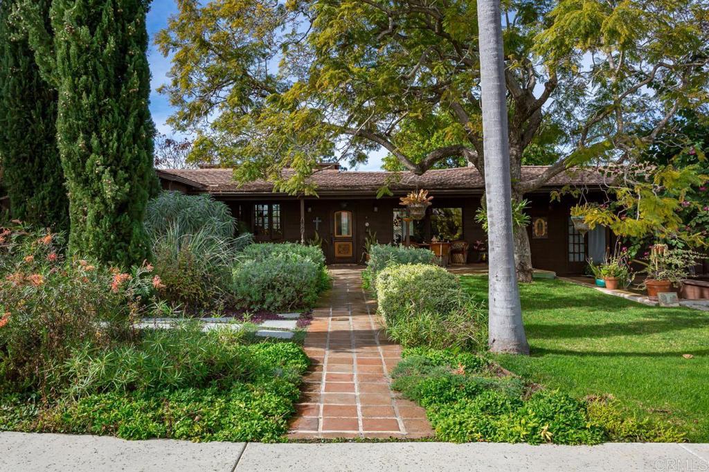 1249 Melba Road Encinitas, CA 92024 - Photo 4 of 47 a view of a pathway both side of the house