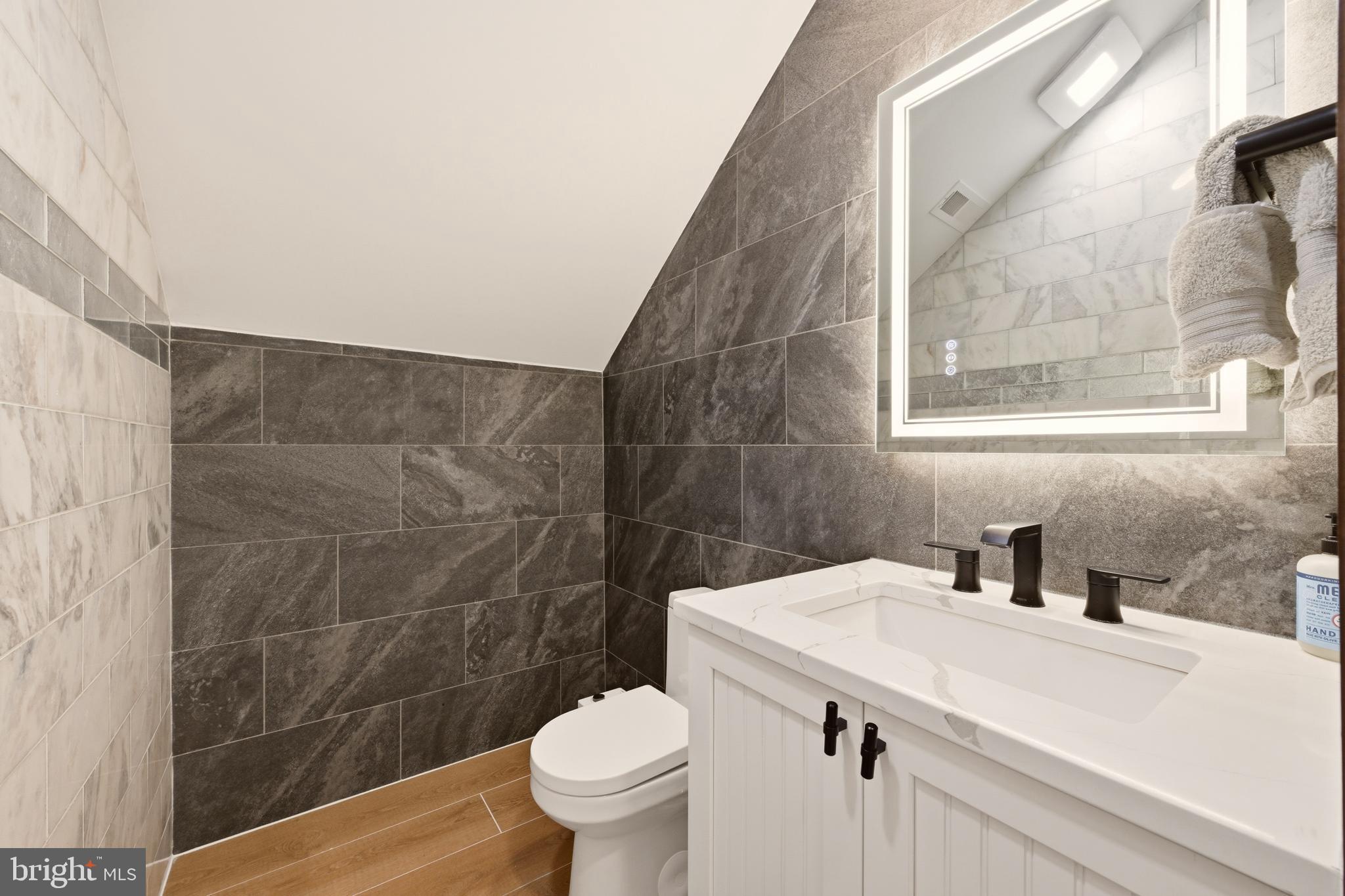 3554 13th Street Northwest, Unit 2 Washington, DC 20010 - Photo 13 of 43 half bath