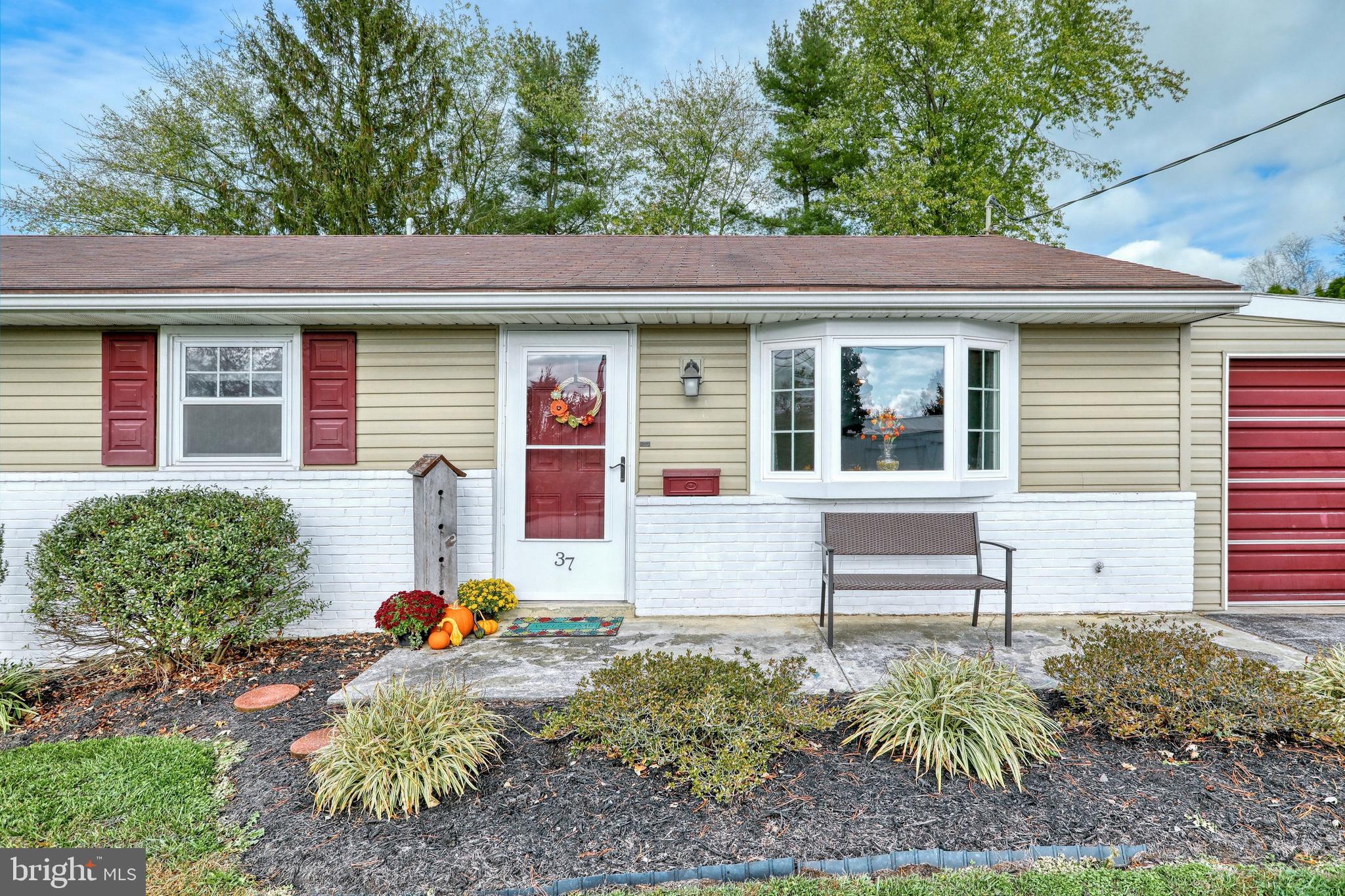 37 Butter Road Dover, PA 17315 - Photo 2 of 32 Gallery Image 2