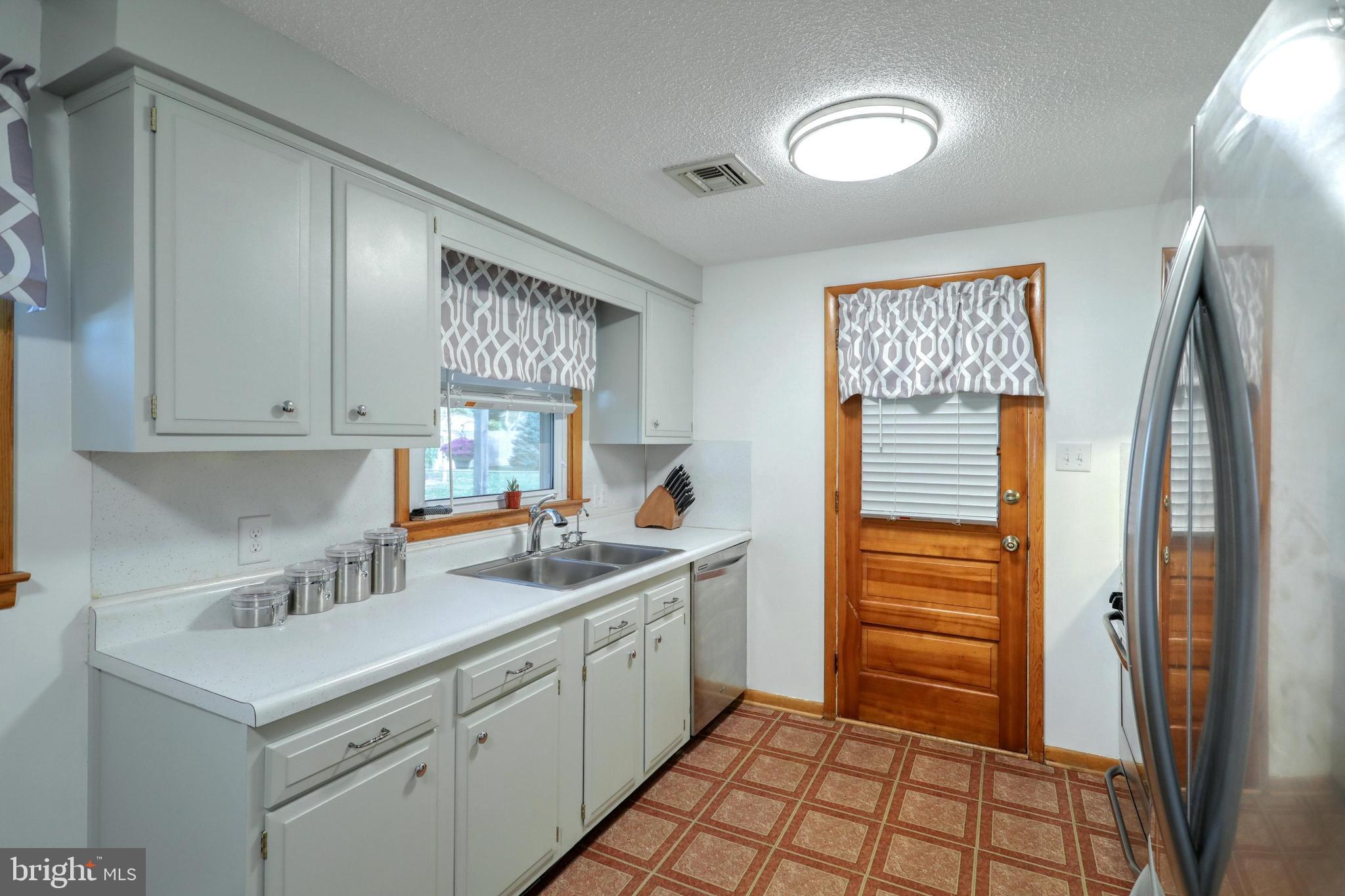 37 Butter Road Dover, PA 17315 - Photo 16 of 32 Gallery Image 16