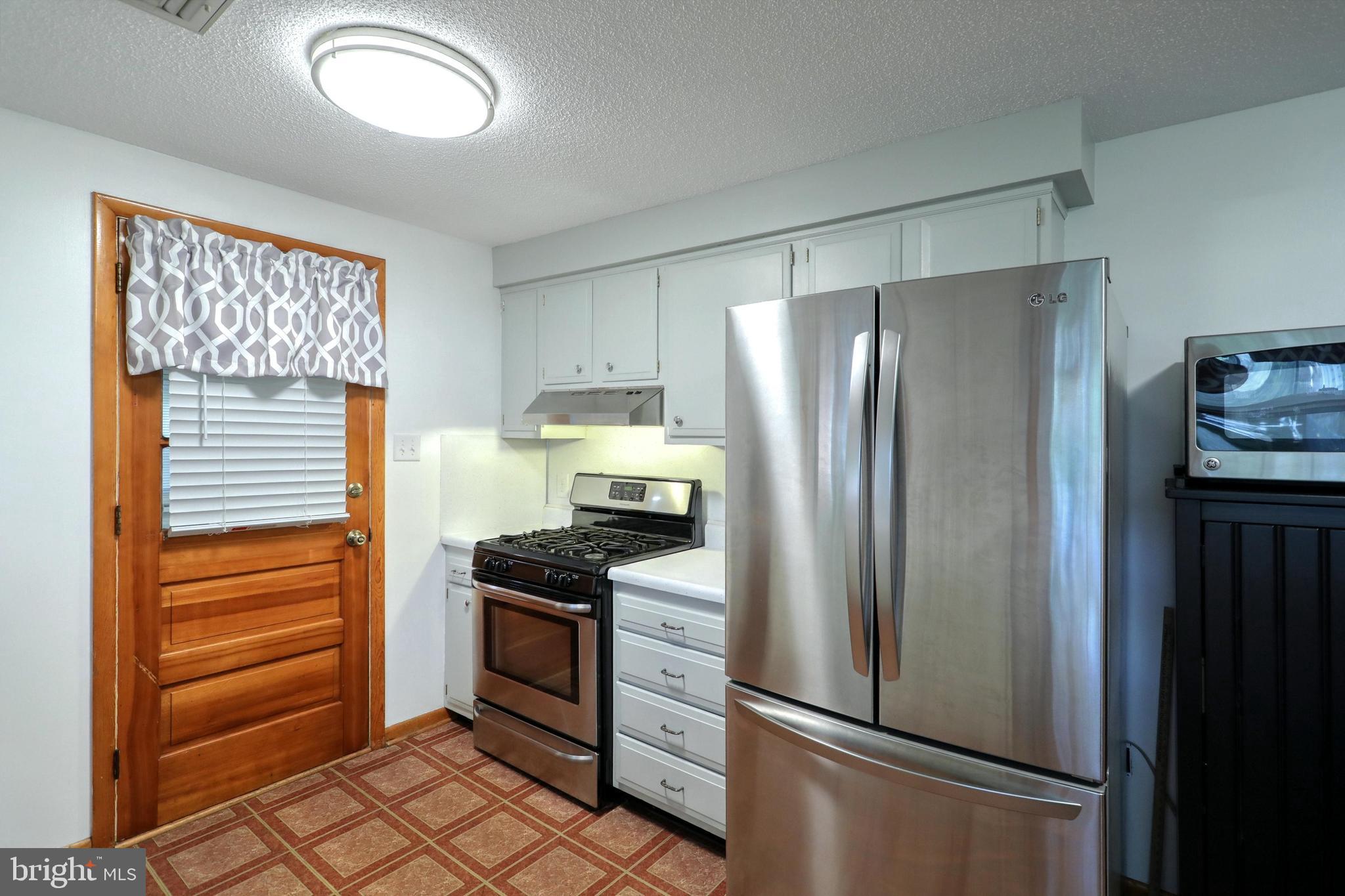 37 Butter Road Dover, PA 17315 - Photo 17 of 32 Gallery Image 17