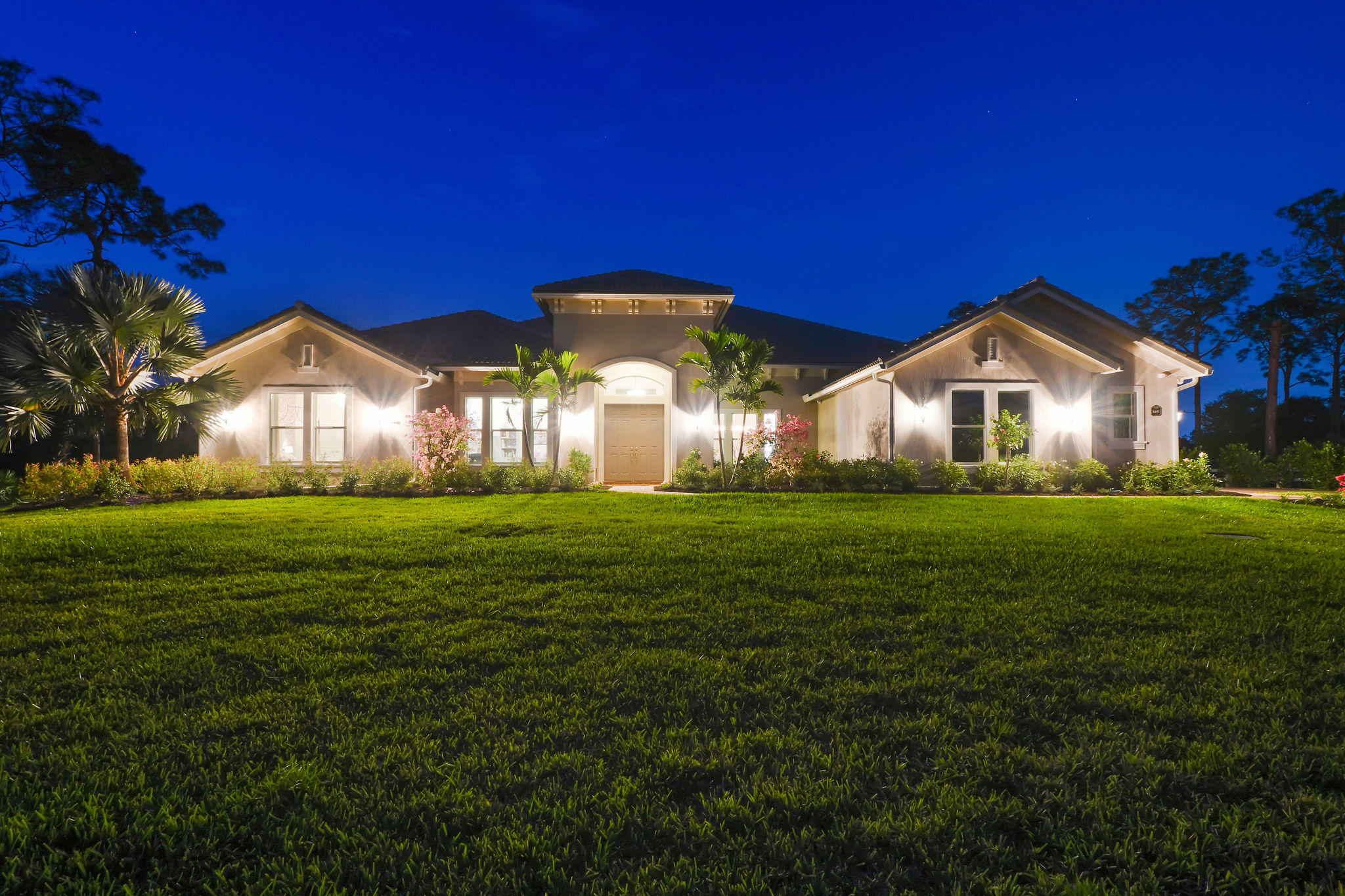 16103 Cadence Pass Jupiter, FL 33478 - Photo 33 of 53 16103CadencePassTwilight(25)